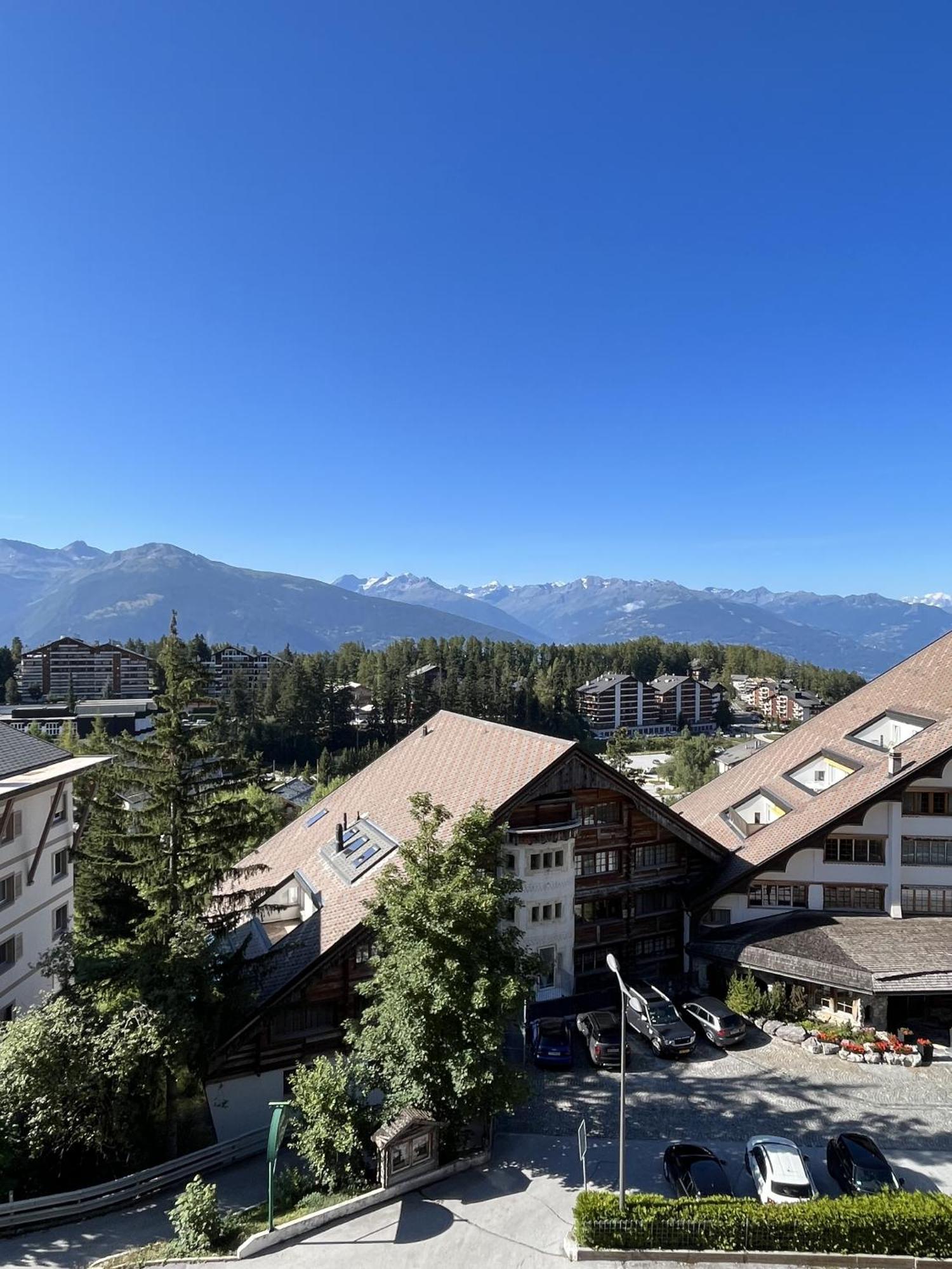 Ferienwohnung L'Eperon Center Crans Wonderful View Exterior foto
